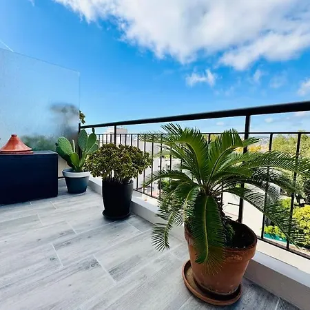Appartement Le Pam's, De Standing Pour 4 Prs, Terrasse Et Parking Antibes